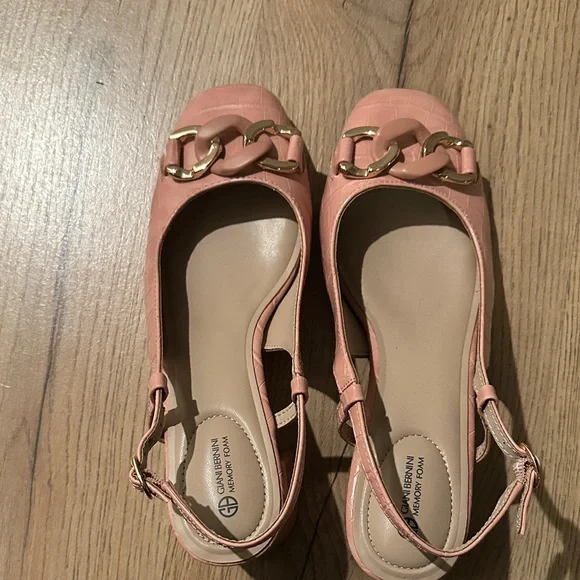 Giani Bernini NWT Pink Croc-Embossed Heels - Picture 5 of 5